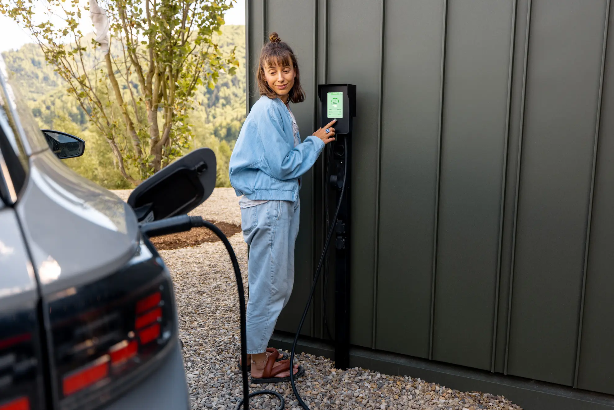 Hoe lang gaat een thuisbatterij mee? Alles over de levensduur van een thuisbatterij